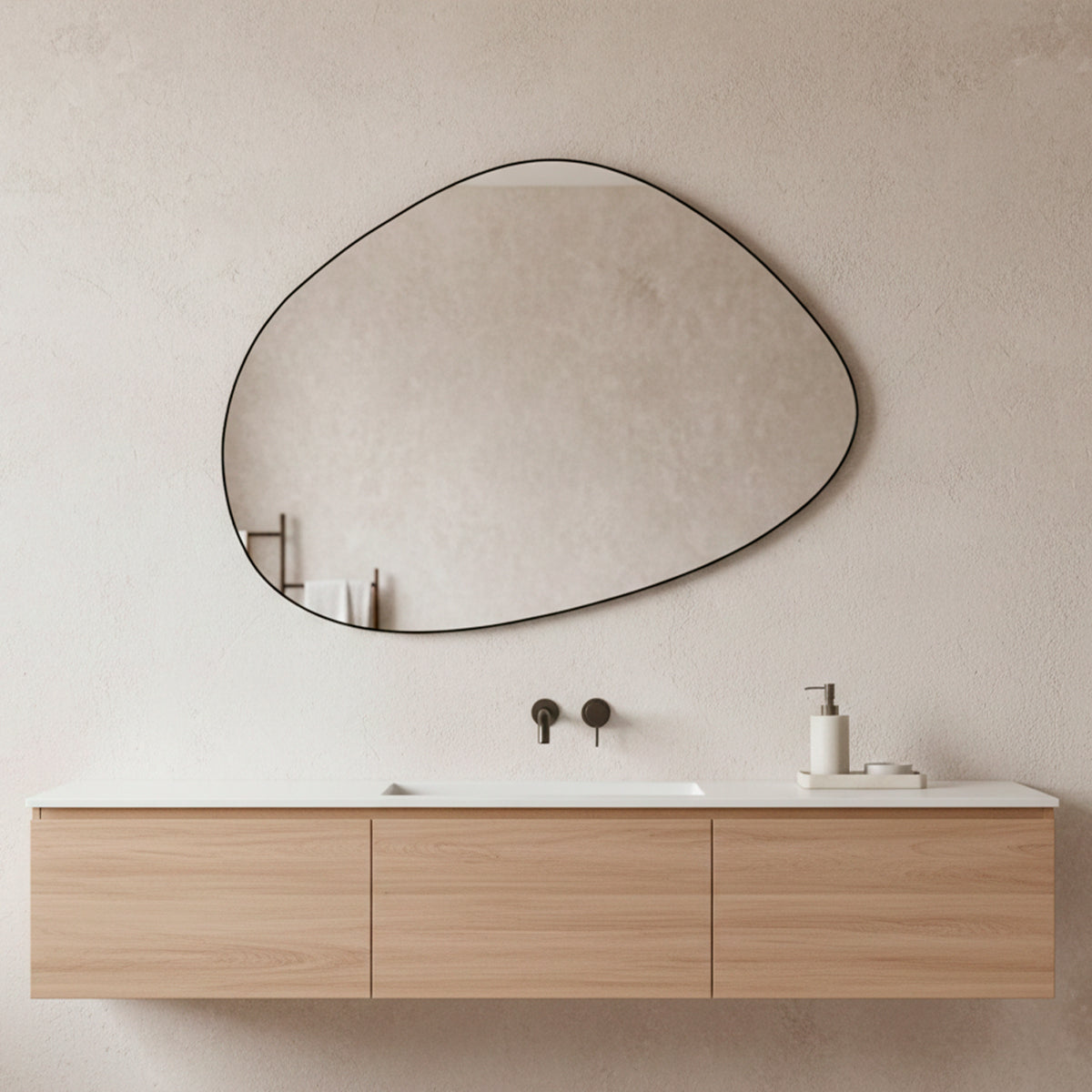 Espelho Decorativo Orgânico Grande Em Couro - Nuvem - 60x80cm